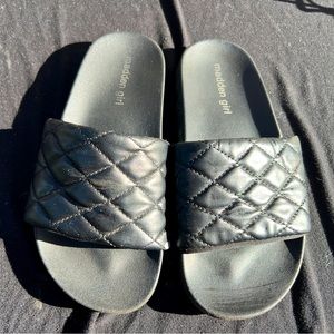 Black Madden Girl Slippers